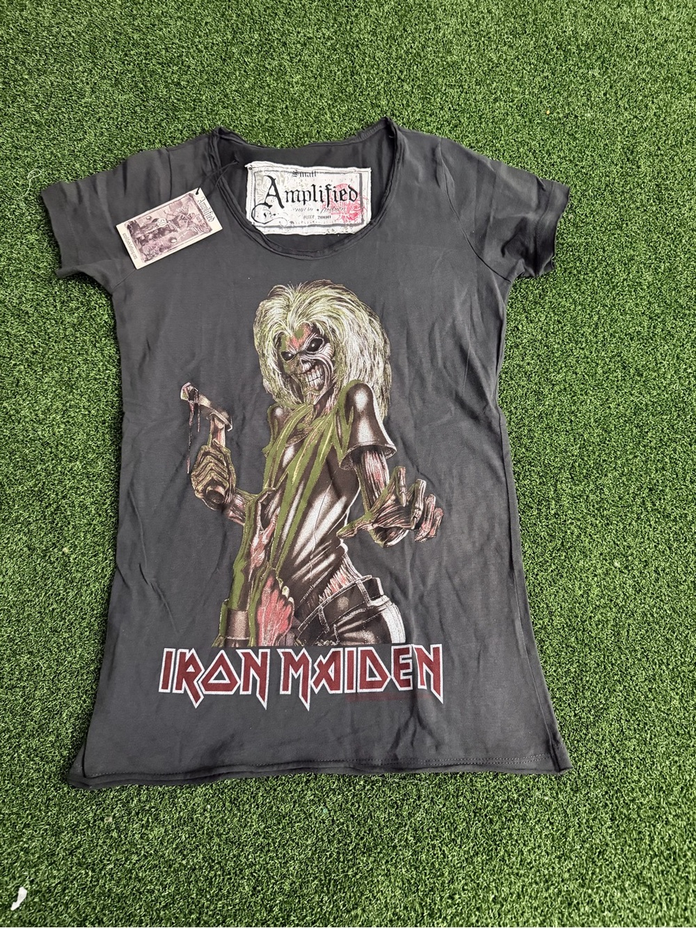 NWT Amplified Iron Maiden Killers Graphic Scoop Neck Tee Size Small Charcoal